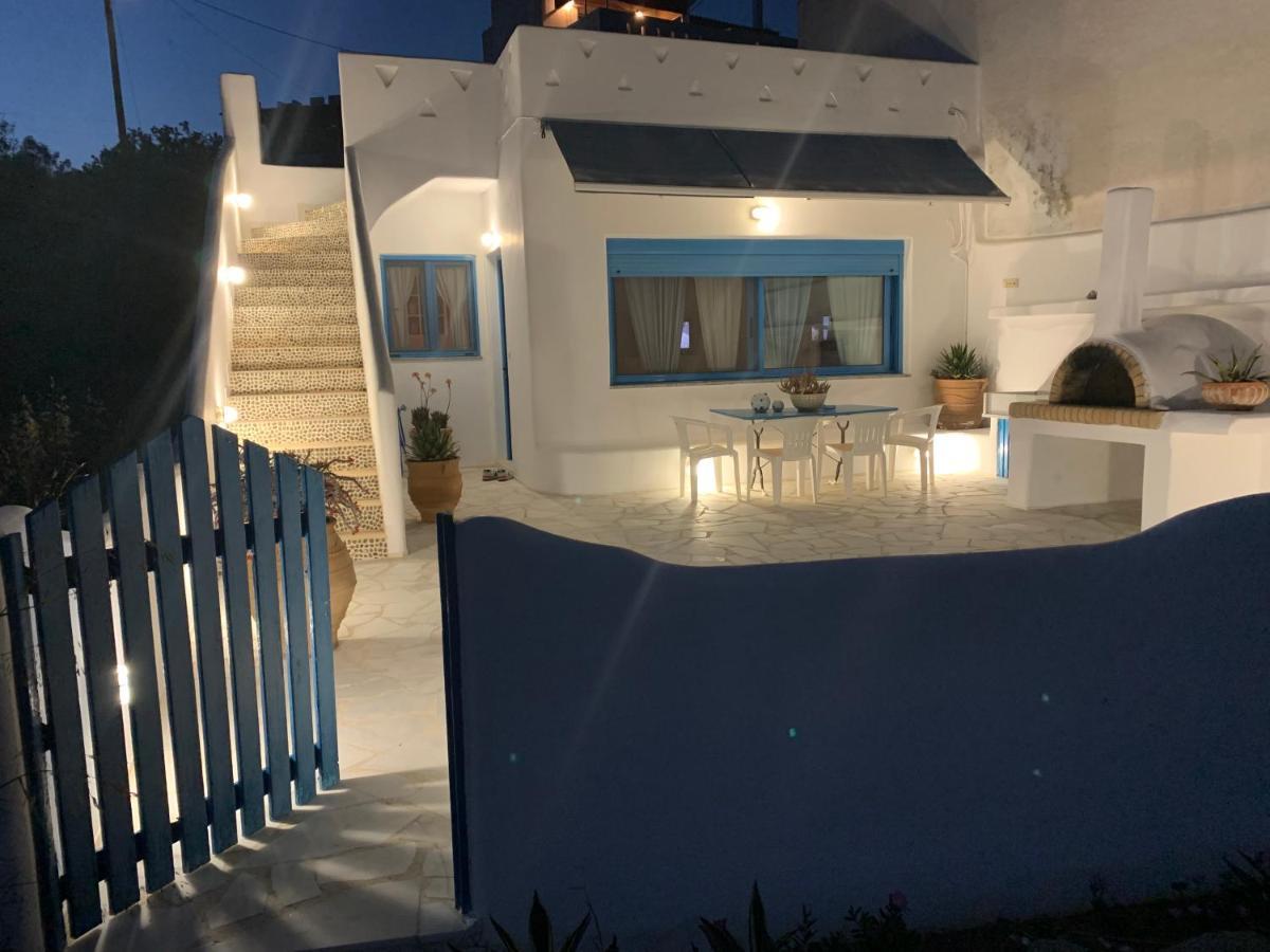 Blue Sea Villa & Apartments Makrýgialos Exterior foto